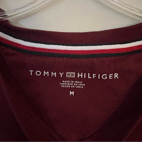 Tommy Hilfiger Maroon Dress T-Shirt - Men’s Medium - Picture 2 of 3